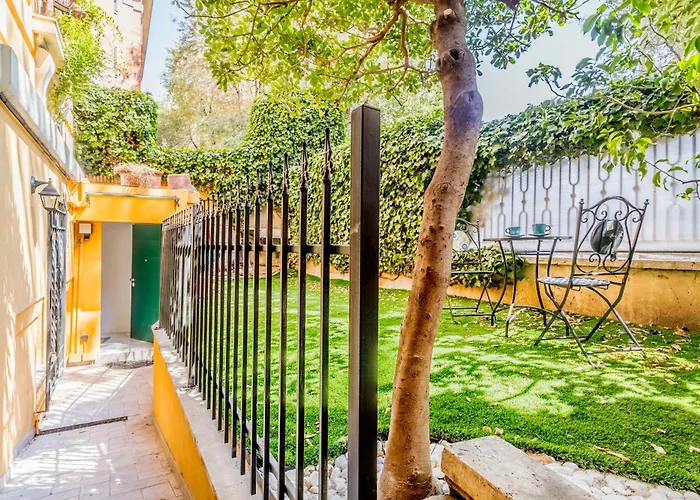 Family-friendly Center Apartment *