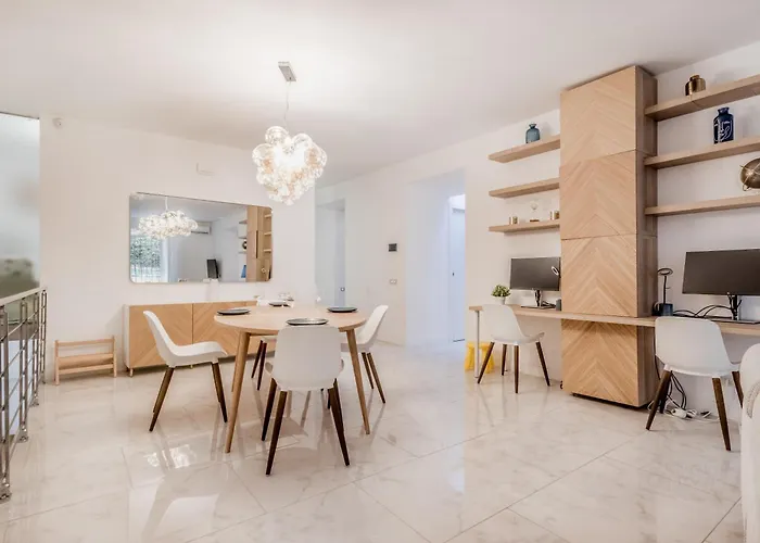 Family-friendly Center Apartment